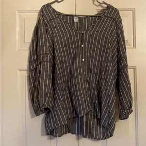 Women’s old navy top